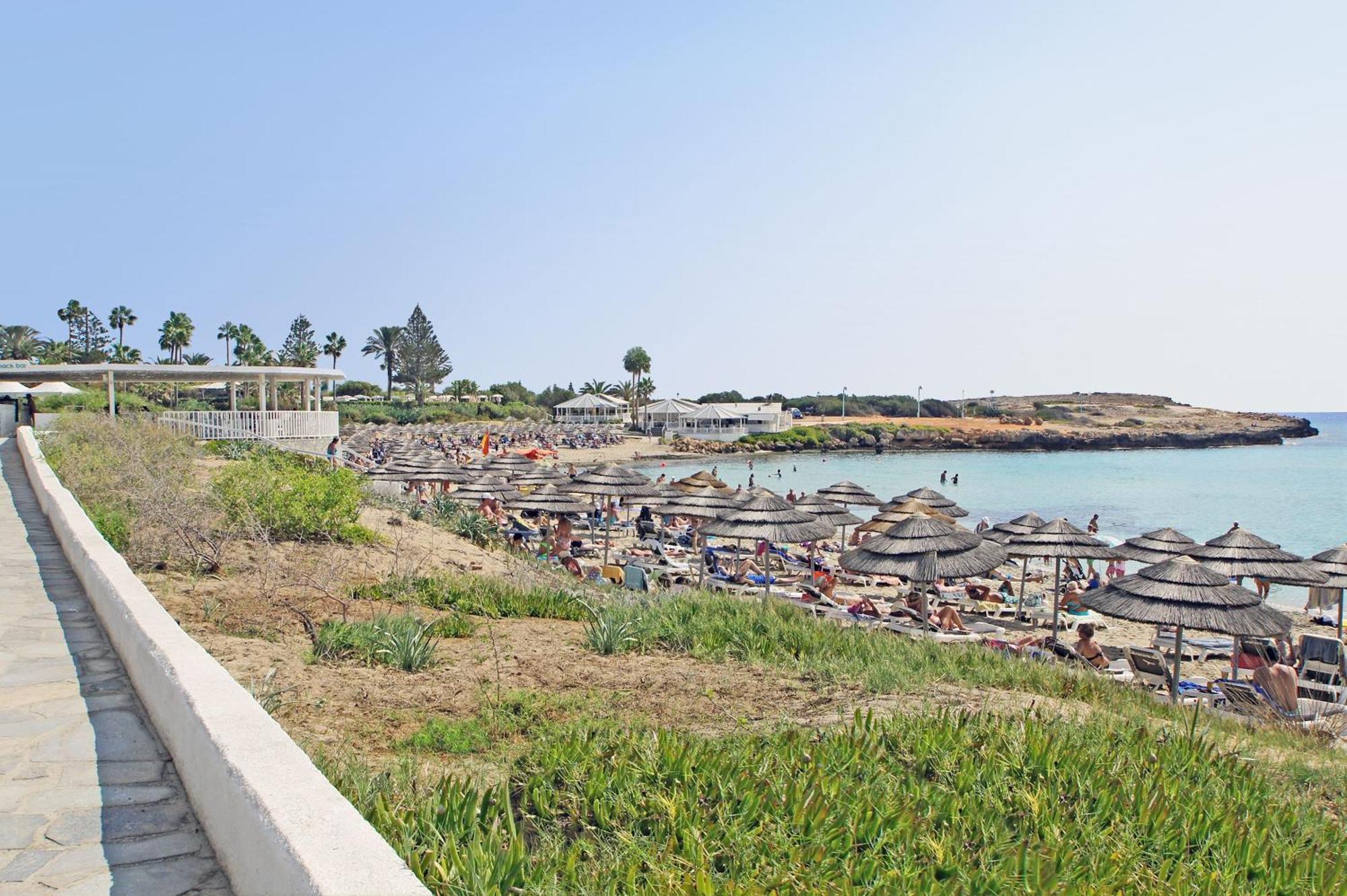 Catalina Feriehus Ayia Napa